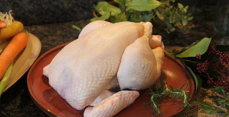 Huhn roh ©Elisabeth Heidegger/LK Niederösterreich