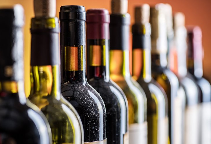 Weinflaschen ©volff/stock.adobe.com