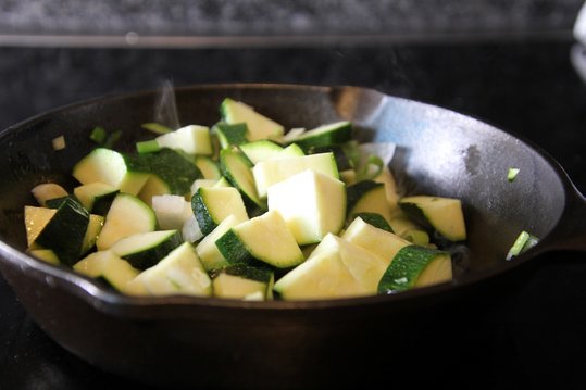 Zucchini anbraten
