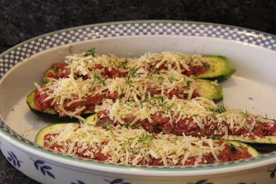 Zucchini im vorgeheizten Backrohr garen lassen. ©Elisabeth Heidegger/LK Niederösterreich