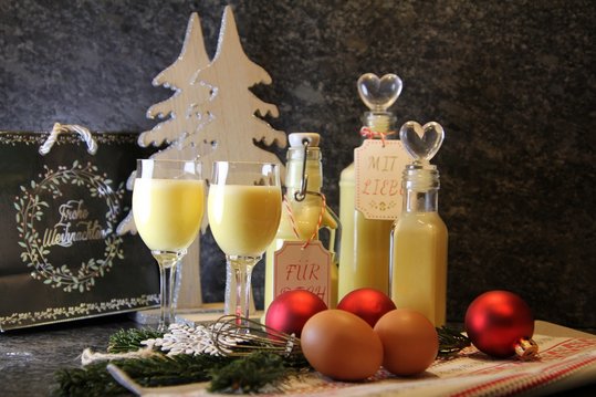 In Flaschen abfüllen, gut verschließen und einige Tage im Kühlschrank reifen lassen. ©Elisabeth Heidegger/LK Niederösterreich