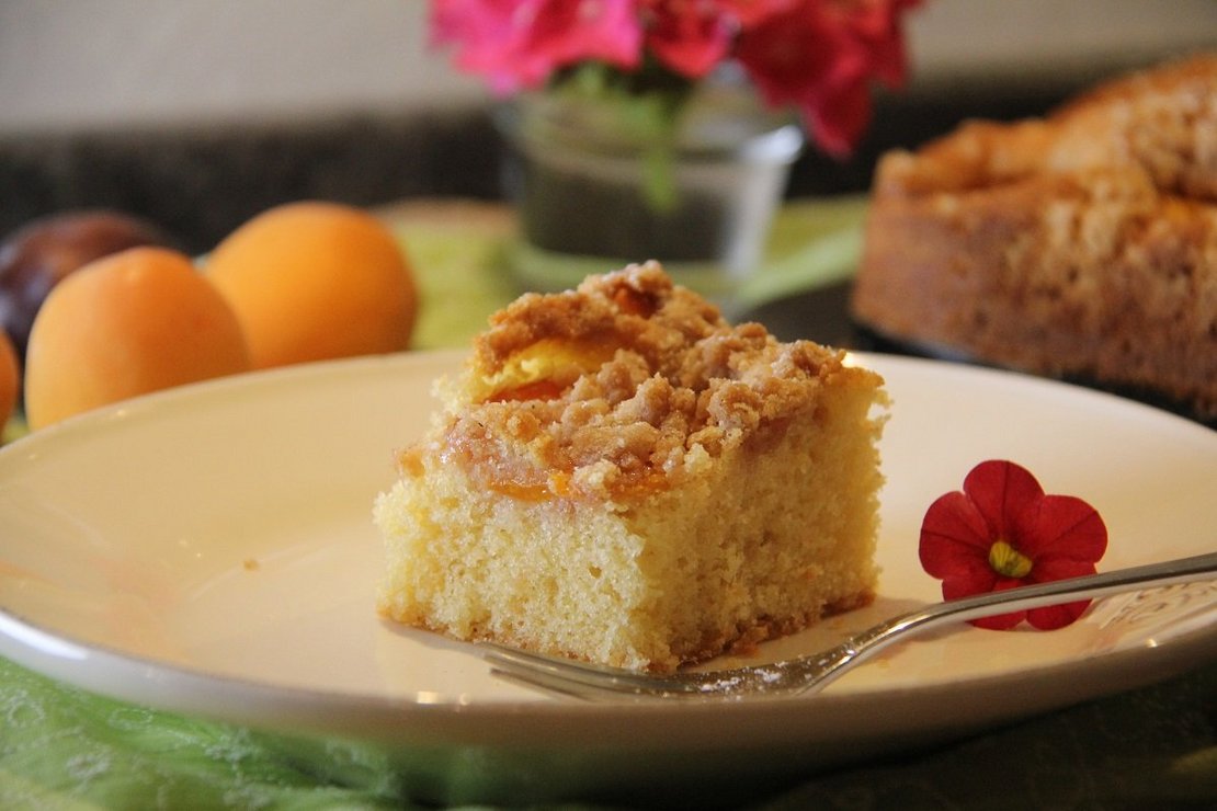 Du brauchst eine Idee für die Kaffeejause am Nachmittag? Dann ist der Obstkuchen genau das Richtige: schnell und einfach zubereitet mit besten Zutaten – und einfach ein himmlischer Genuss. ©Elisabeth Heidegger/LK Niederösterreich