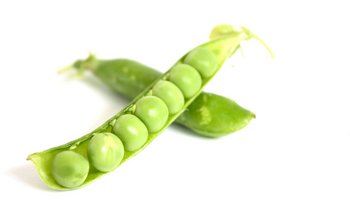 Erbsenschote mit Erbsen