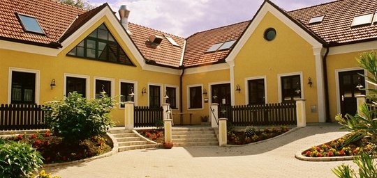 Heuriger Groiss Titelbild