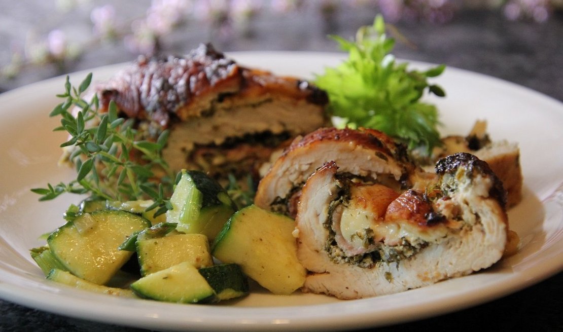 Putenrollbraten mit Kräutern und Frischkäse ©Elisabeth Heidegger/LK Niederösterreich