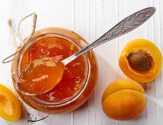 Marillen Aprikosen zu Marmelade Konfitüre verarbeitet