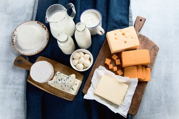 Milch, Käse, Butter und weitere Milchprodukte ©bit24/stock.adobe.com