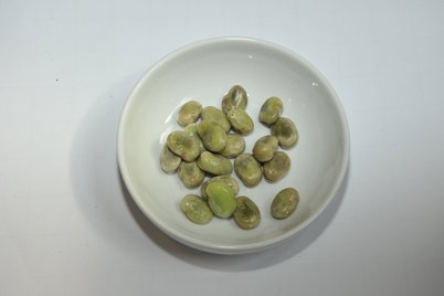 Saubohne, Dicke Bohne oder Puffbohne