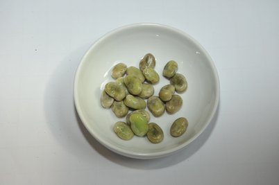 Saubohne, Dicke Bohne oder Puffbohne