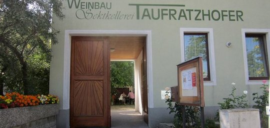Weinbau & Sektkellerei Taufratzhofer Titelbild