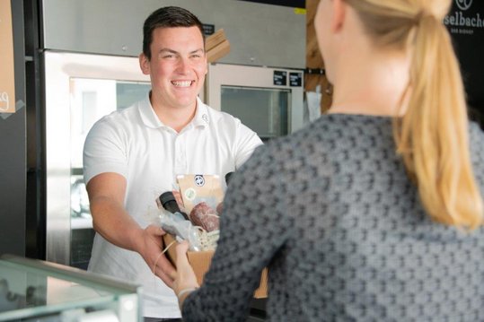 Am Gutes vom Bauernhof-Betrieb von Familie Haselbacher werden auch Geschenkskörbe angeboten.