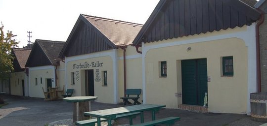 Top Heuriger Markwardkeller Baumgartner Titelbild