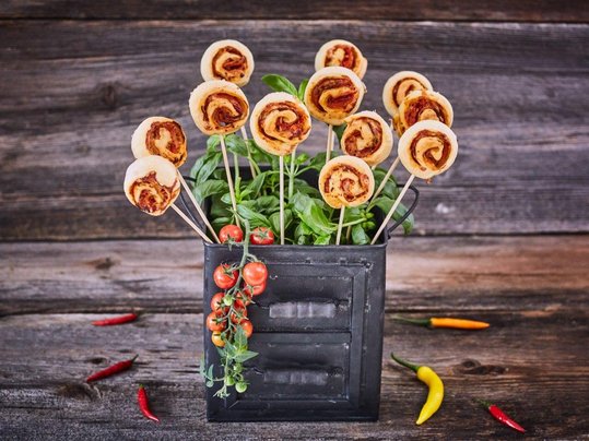 Pizzaschnecken am Spieß