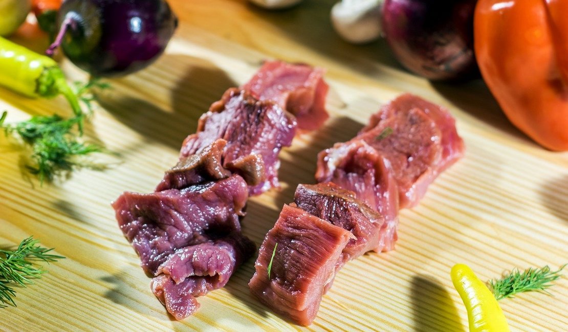 Ziegenfleisch mit Gemüse