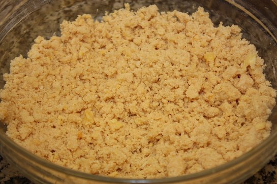 Streusel kühlstellen nach dem bröseln ©Elisabeth Heidegger/LK Niederösterreich