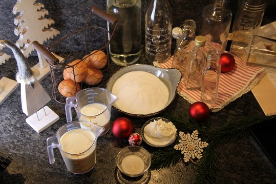 Zutaten für das Eierlikör ©Elisabeth Heidegger/LK Niederösterreich