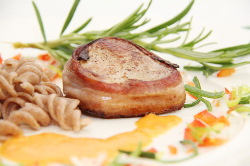 Schweinsmedaillons im Speckmantel