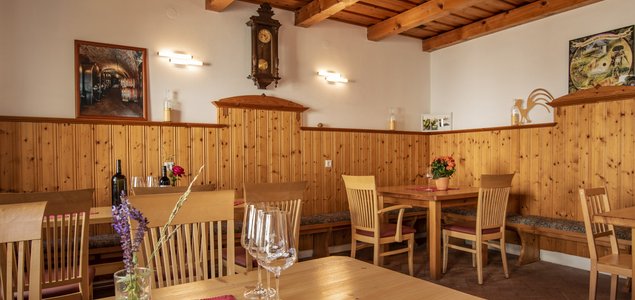 Heuriger am Weingut Schmid Titelbild