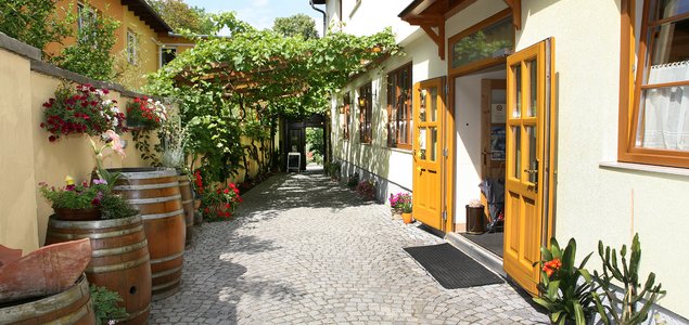 Heuriger Zierer Titelbild